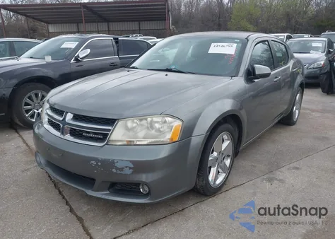 2011 Dodge Avenger Lux z USA, uszkodzony, nr VIN 1B3BD2FB5BN587305